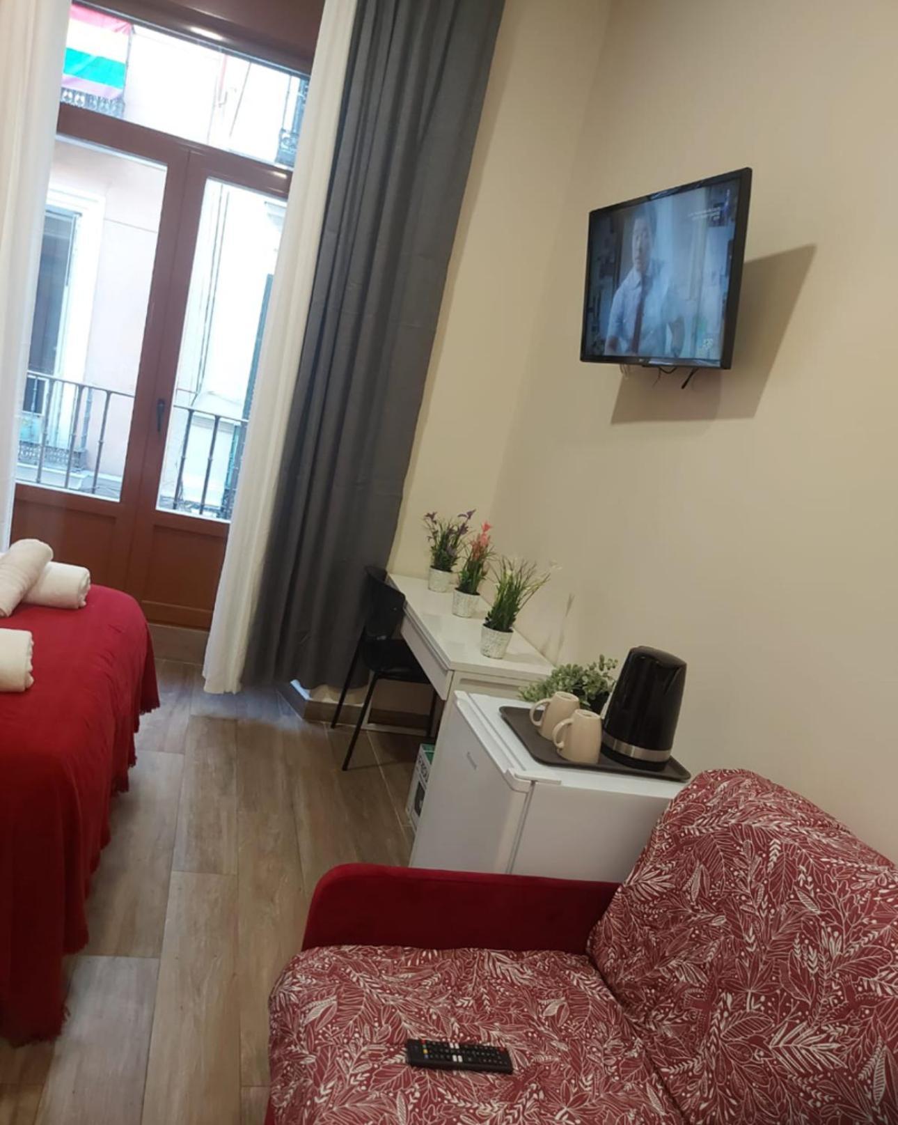 Hostal “ Infantas” Madrid Dış mekan fotoğraf