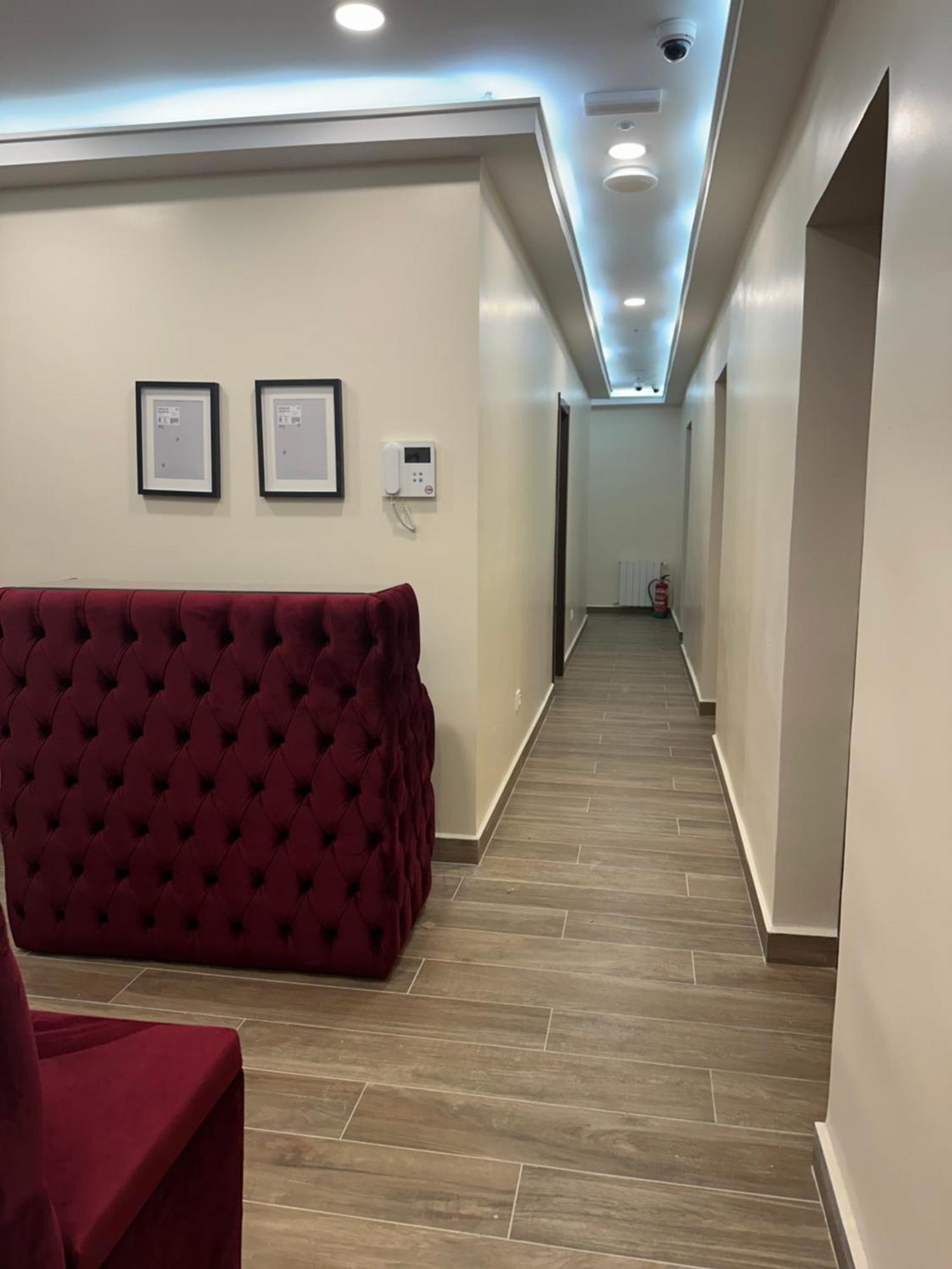 Hostal “ Infantas” Madrid Dış mekan fotoğraf